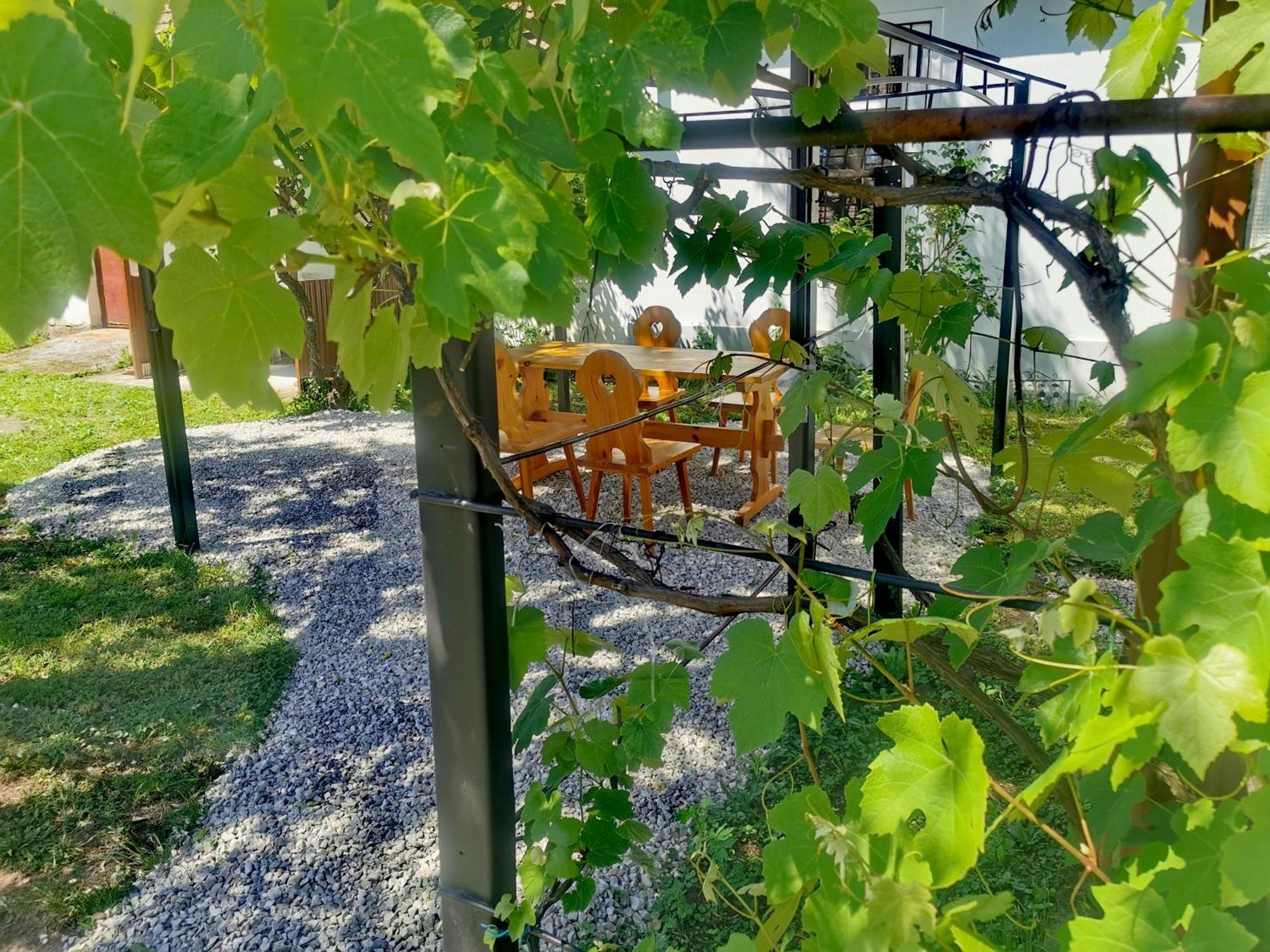 Апартаменты Dolce Weekend Balaton Балатондьёрёк Экстерьер фото